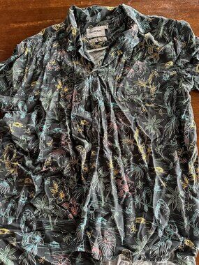 Goodfellow Hawaiian Button Up Shirt Size Medium Tropical